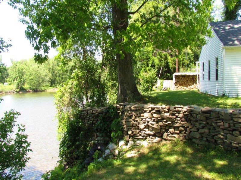 River Front Cottage Susquehanna, Farm for Sale in New York, 80389 FARMFLIP