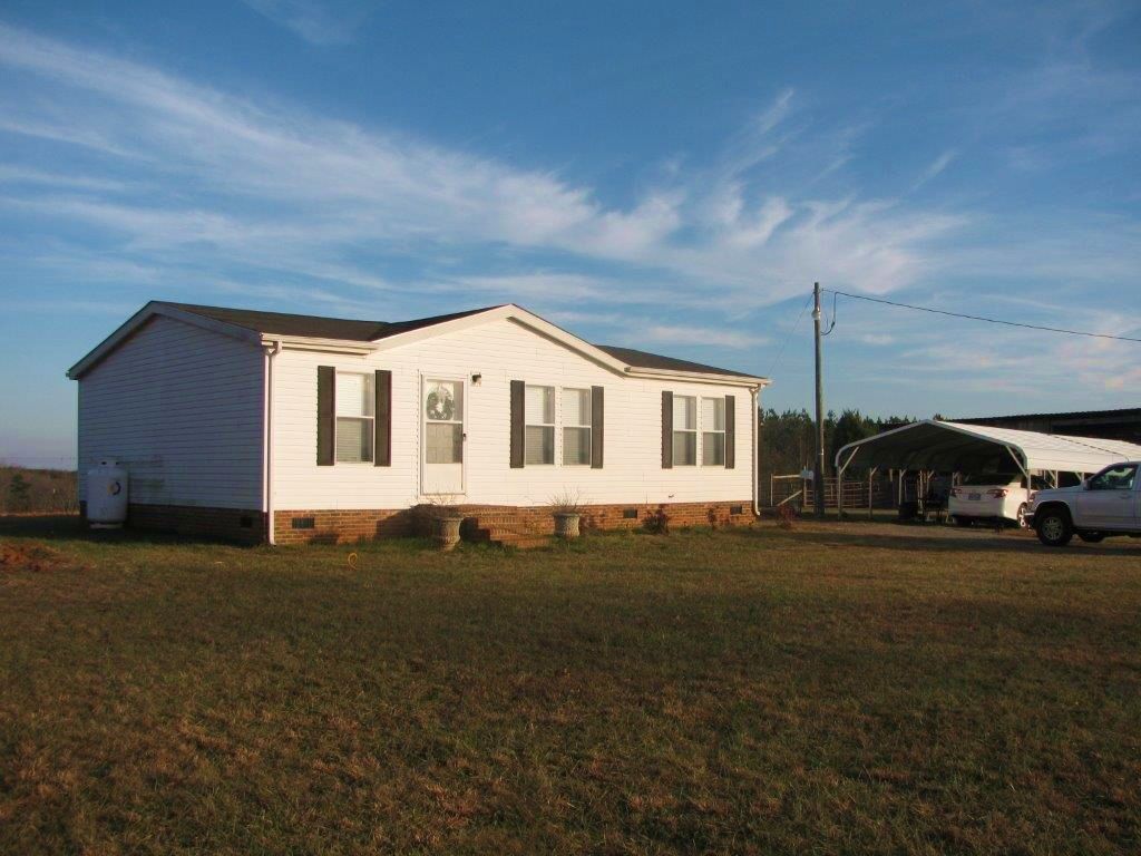 8+ Acres, Horses Allowed : Gretna : Pittsylvania County : Virginia