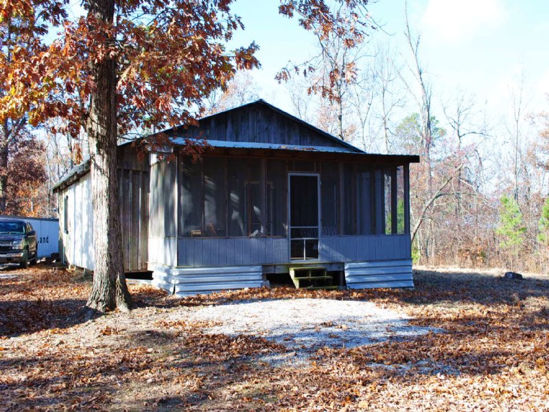 Cabin in National Forest : Mountain View : Stone County : Arkansas