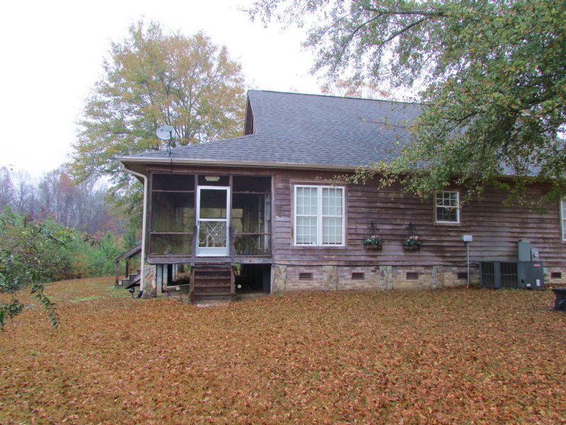 Elmore Tract Farm for Sale in Lee County, South Carolina