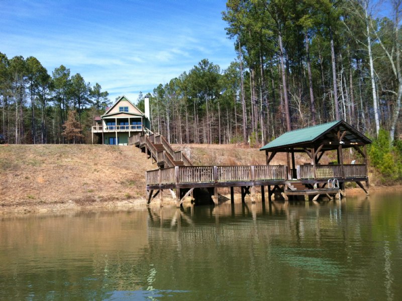 The Cabin and Pond At Wolfskin : Crawford : Oglethorpe County : Georgia