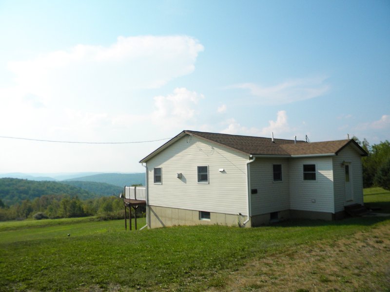 House Near Corning Barn 95 Acres, Farm for Sale in New York, 89247