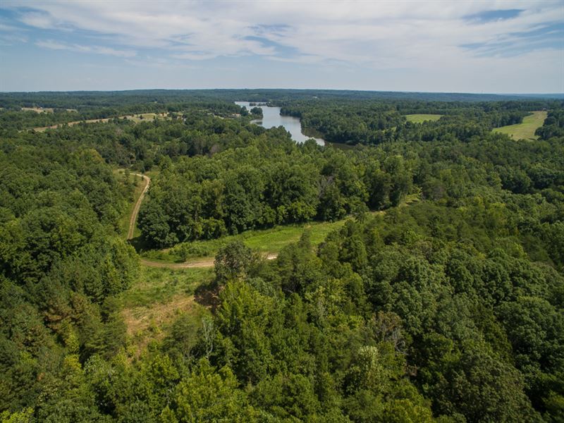 Lake Point At Farmer Lake : Yanceyville : Caswell County : North Carolina